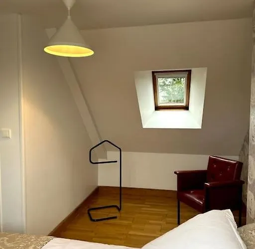 Spacieux Et Indépendant à Valognes