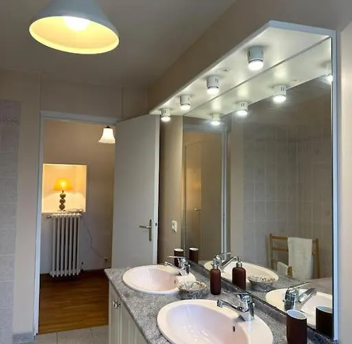 Spacieux Et Indépendant à * Valognes